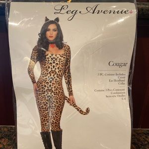 Womens Cougar Halloween Costume **BRAND NEW**